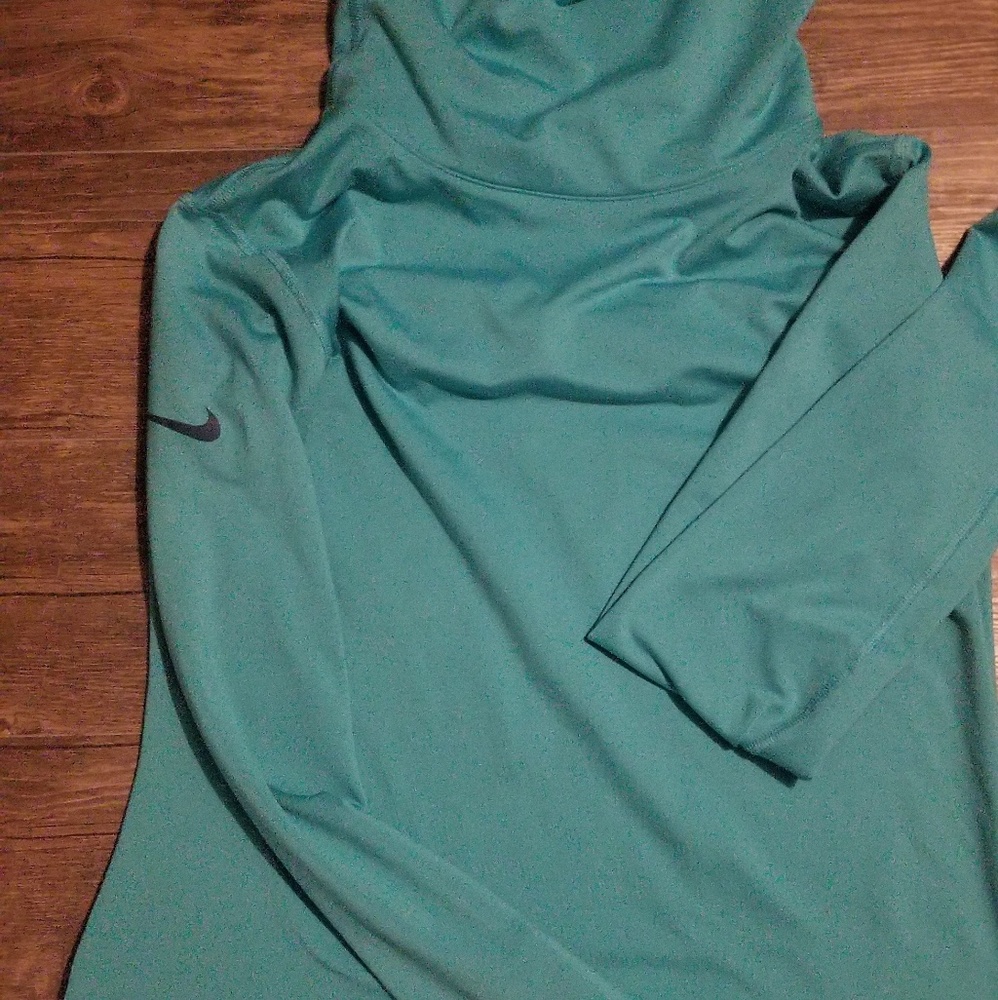 Womens Nike Pro large Dri-fit pullover top large